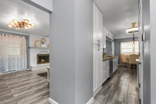 2907 NW 4th Street TER, Blue Springs, MO 64014