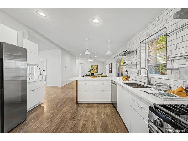370 Irving, Denver, CO 80219