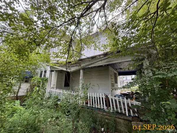 227 S East ST, Winchester, IN 47394-1815