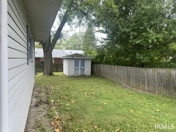 1200 Oakhurst DR, West Lafayette, IN 47906