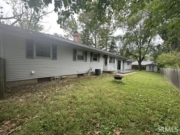 1200 Oakhurst DR, West Lafayette, IN 47906