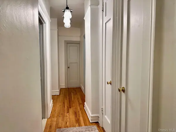 37-20 81st ST #4E, Jackson Heights, NY 11372