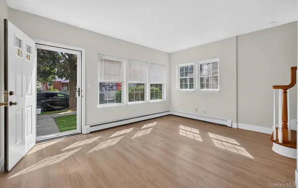 8548 257th ST, Floral Park, NY 11001