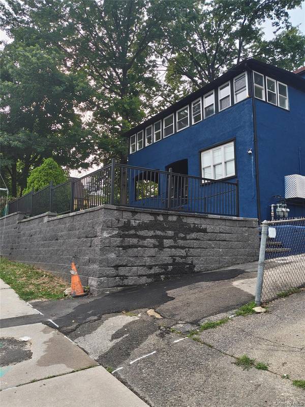 133 Lincoln AVE #2nd Flr, New Rochelle, NY 10801
