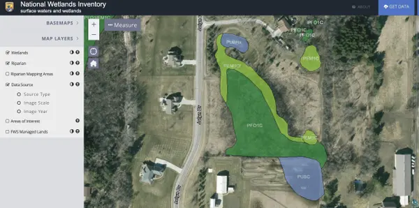 W226N8880 Jolyn Dr, Sussex, WI 53089
