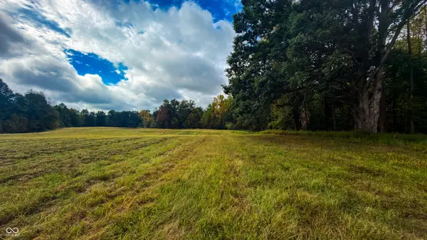 2 W Porter Ridge RD, Spencer, IN 47460