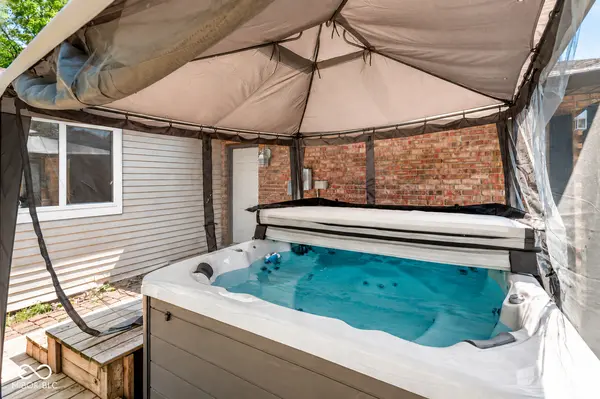 353 Broken Arrow CIR, Indianapolis, IN 46234