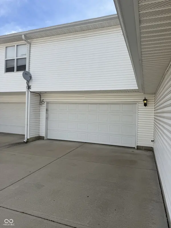 4948 Potomac Square PL #11, Indianapolis, IN 46268