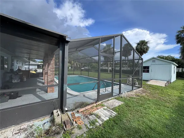 18415 COCHRAN BLVD, Port Charlotte, FL 33948