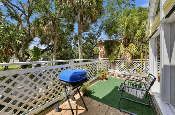 5059 COMMONWEALTH DR, Sarasota, FL 34242