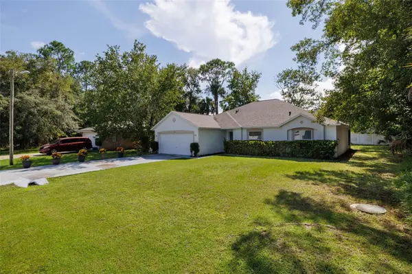 8 PINE BUSH LN, Palm Coast, FL 32164
