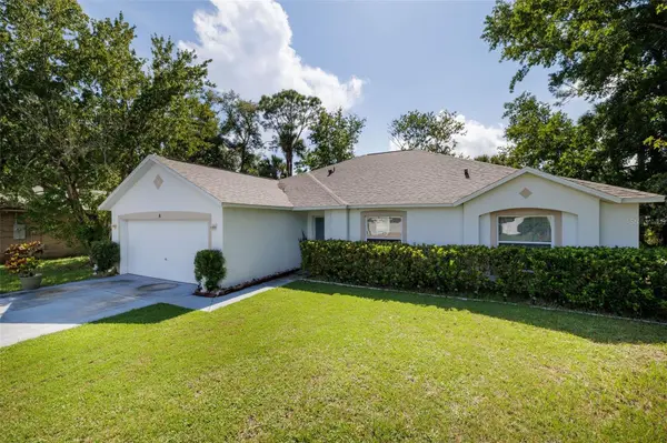 8 PINE BUSH LN, Palm Coast, FL 32164