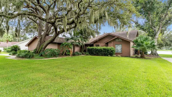 2871 HAMMOCK DR, Plant City, FL 33566