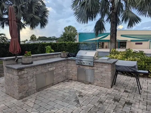16353 CHERRY TREE CT, Clermont, FL 34714