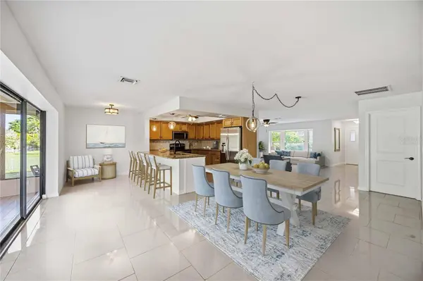 2317 GOYA DR, Nokomis, FL 34275