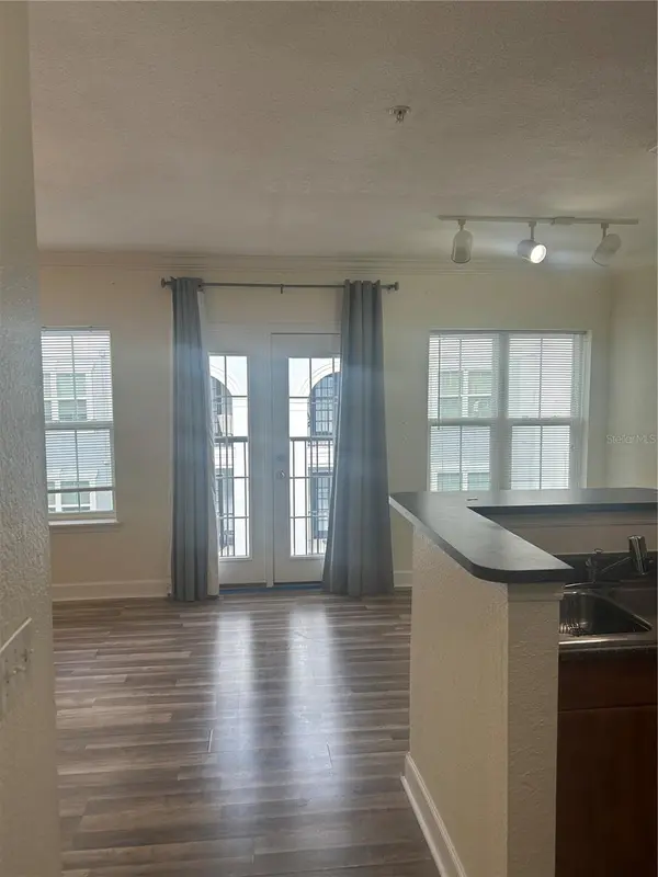 300 E SOUTH ST #5016, Orlando, FL 32801