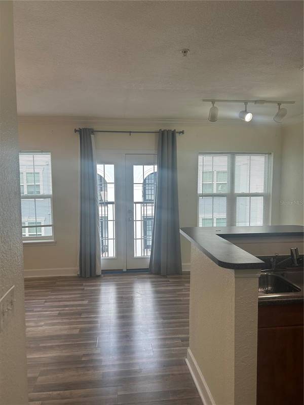 300 E SOUTH ST #5016, Orlando, FL 32801