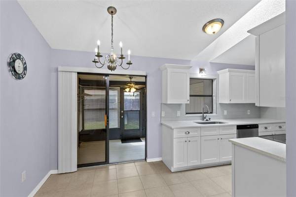 12422 CLUBHOUSE CT, Tavares, FL 32778