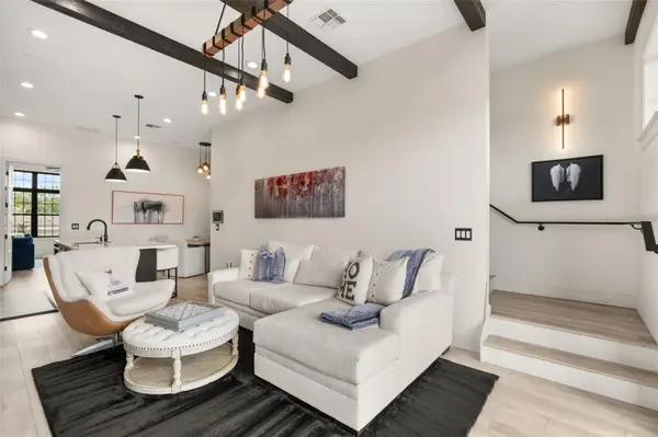 72 N PARK AVE #8, Winter Garden, FL 34787