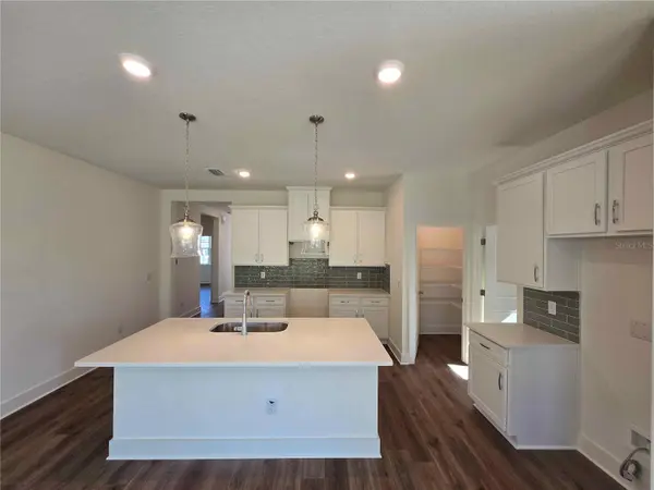 3352 DAYBREAK RUN LOOP, Spring Hill, FL 34609