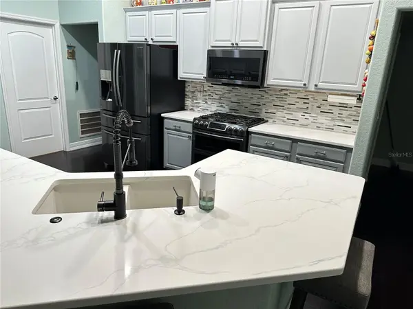 1555 BLUE SKY BLVD, Haines City, FL 33844