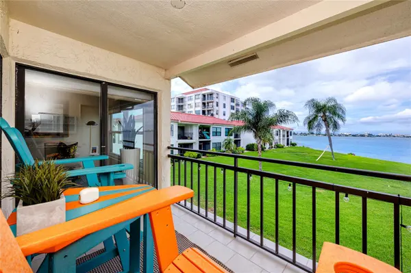 6177 SUN BLVD #202, St Petersburg, FL 33715