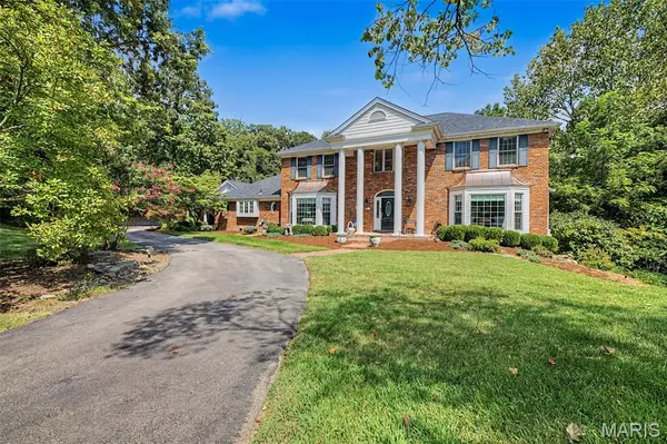6202 Bluff Forest DR, Oakville, MO 63129