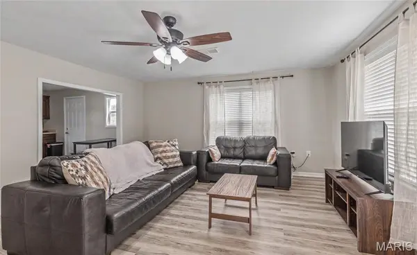209 Dyer ST, Waynesville, MO 65583