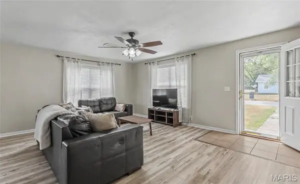 209 Dyer ST, Waynesville, MO 65583