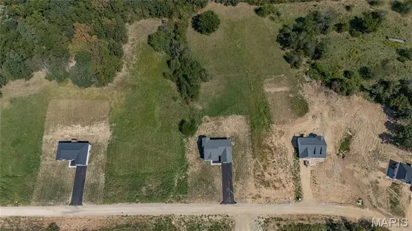 4317 Whispering Woods RD, Farmington, MO 63640