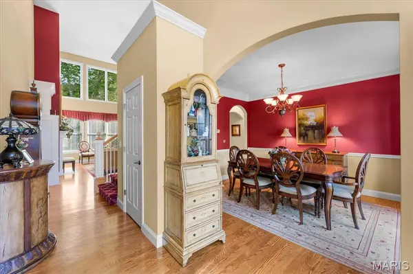 5 Timber Bluff CT, Glen Carbon, IL 62034