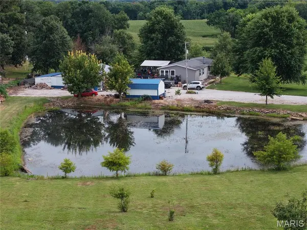 6360 Southfork RD, Red Bud, IL 62278