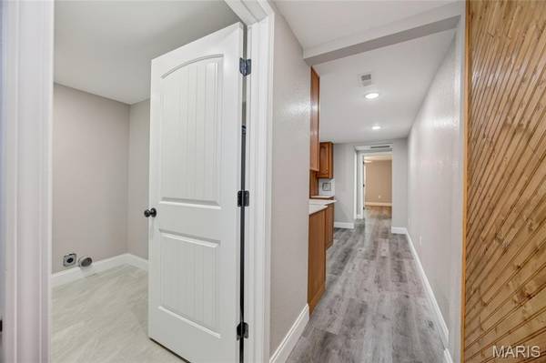 908 Ozark ST, Waynesville, MO 65583