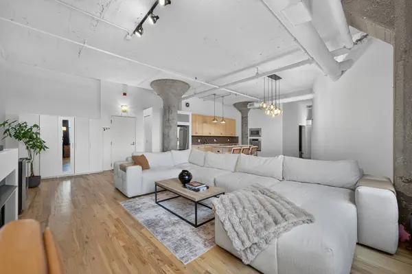 728 W Jackson BLVD #712, Chicago, IL 60661