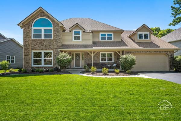 2440 Rio Grande CIR, Naperville, IL 60565