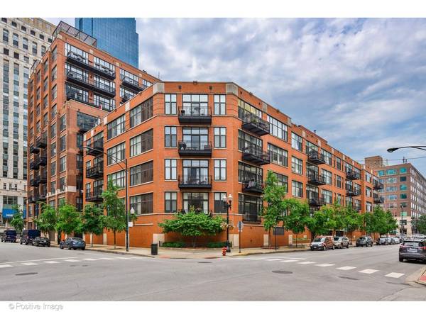 333 W Hubbard ST #701, Chicago, IL 60654
