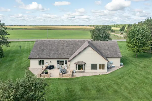 12372 Airport RD, Staples, MN 56479