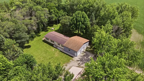 36652 170th ST, Waseca, MN 56093