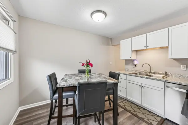 459 Mailand CT S, Maplewood, MN 55119