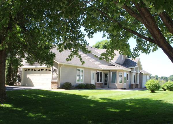 1206 Mckusick Road LN N, Stillwater, MN 55082