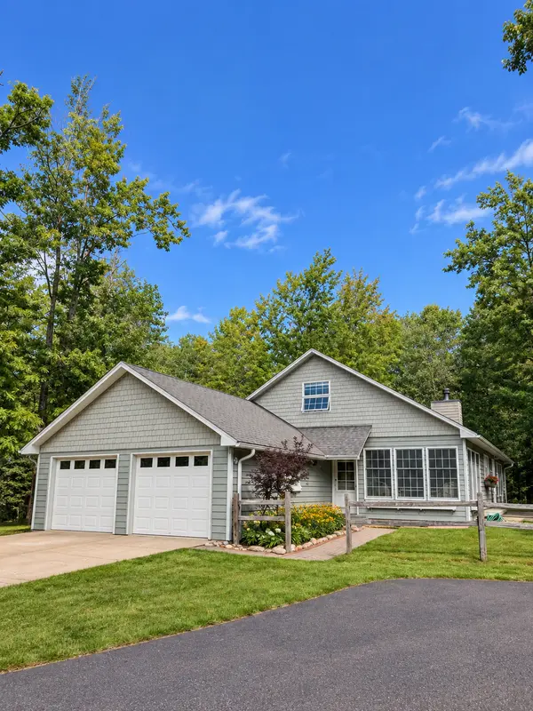 870 Middle RD, La Pointe, WI 54850
