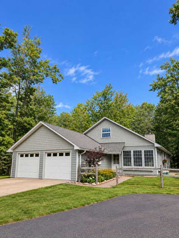 870 Middle RD, La Pointe, WI 54850
