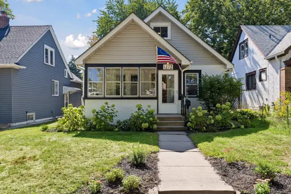 1272 Stanford AVE, Saint Paul, MN 55105