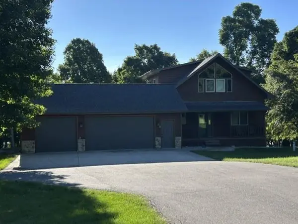17763 Schurman LN, Lake Park, MN 56554