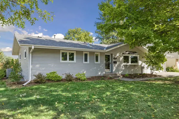 2301 Flag AVE S, Saint Louis Park, MN 55426