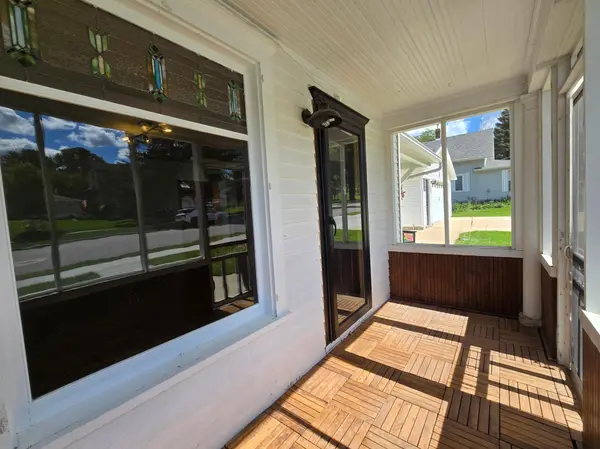 300 Kirkwood ST E, Lanesboro, MN 55949