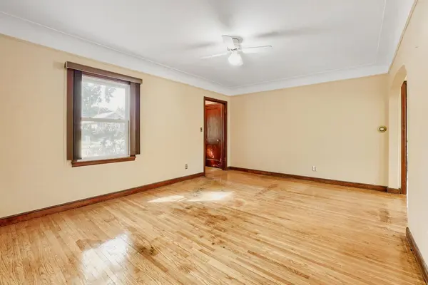 1084 Gorman AVE, West Saint Paul, MN 55118