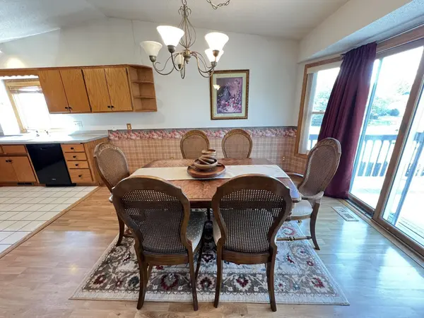 1508 Thistle LN, Shakopee, MN 55379