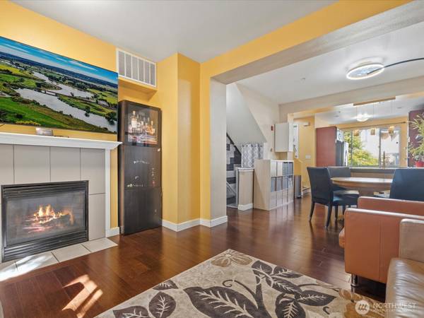 11925 NE 162 LN NE #14-6, Bothell, WA 98011
