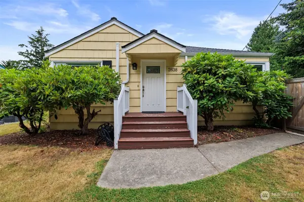 2638 SW 106th ST, Seattle, WA 98146